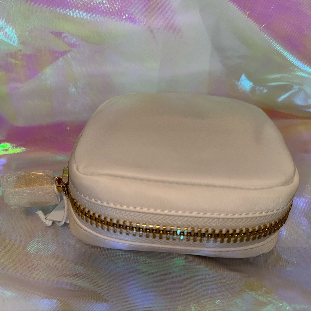 Stoney Clover Lane Mini Blanc Pouch